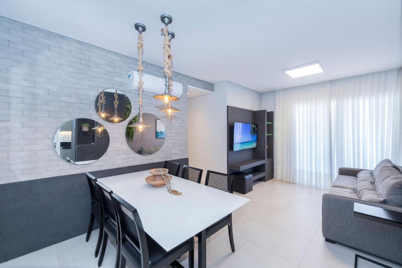 Adra 301 - Apartamento No Centro De Bombinhas - Rooftop Com Piscina E Academia - A Poucos Metros Da Praia - Buitenkant foto
