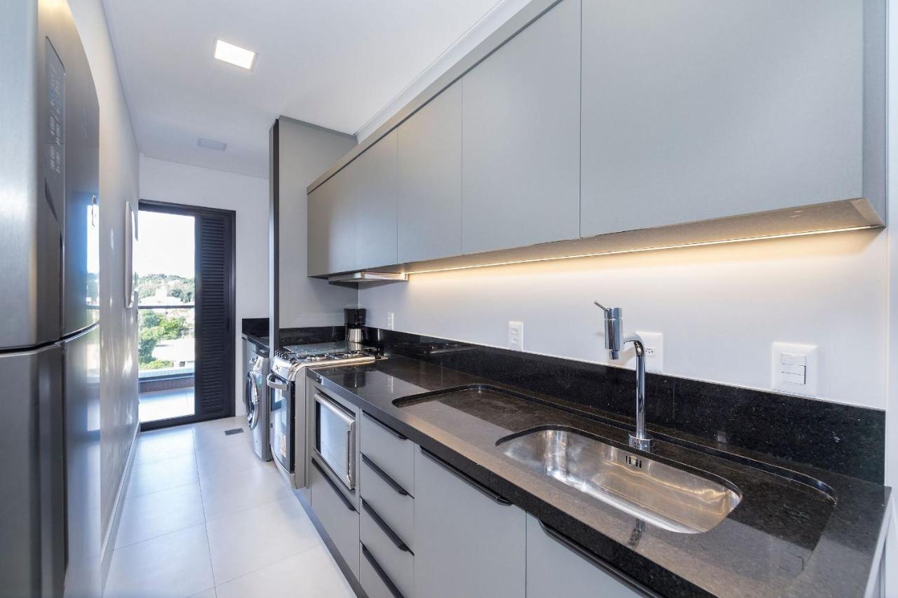 Adra 301 - Apartamento No Centro De Bombinhas - Rooftop Com Piscina E Academia - A Poucos Metros Da Praia - Buitenkant foto