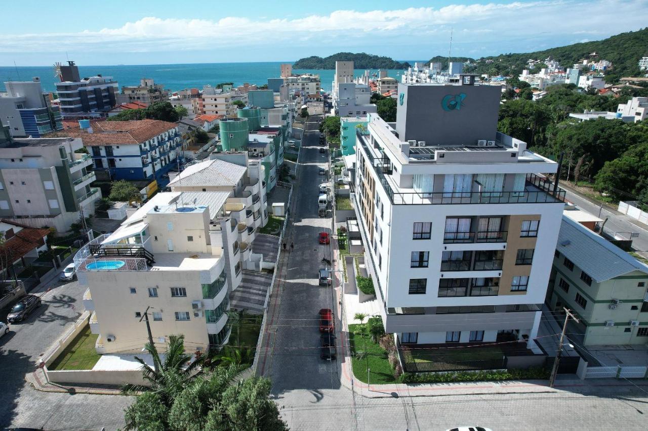 Adra 301 - Apartamento No Centro De Bombinhas - Rooftop Com Piscina E Academia - A Poucos Metros Da Praia - Buitenkant foto
