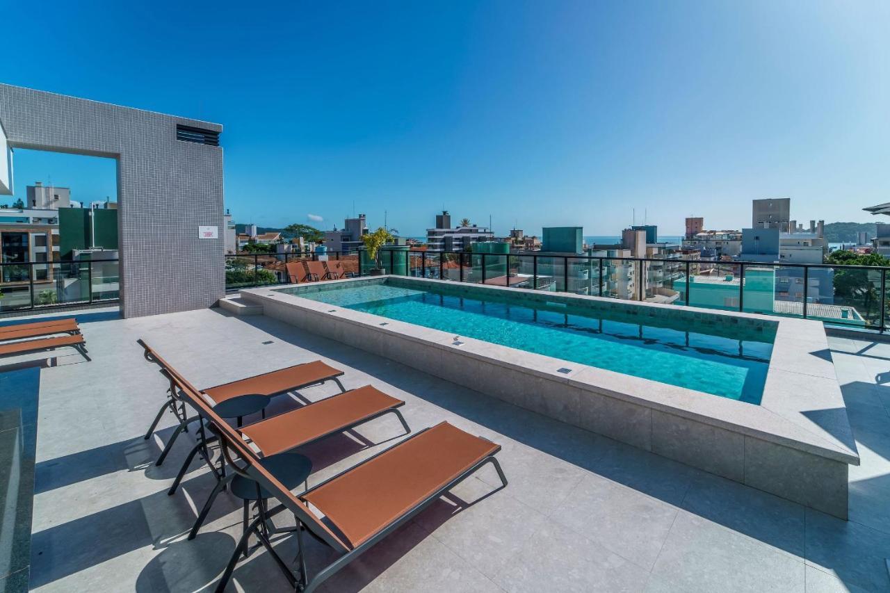 Adra 301 - Apartamento No Centro De Bombinhas - Rooftop Com Piscina E Academia - A Poucos Metros Da Praia - Buitenkant foto